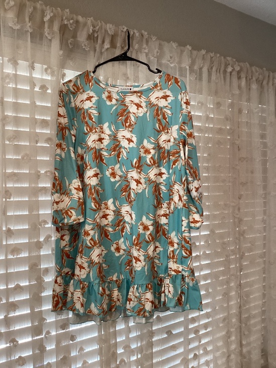 Tops - NUGGLES Women’s Large Top
